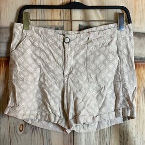 One Song Stylish Beige Patterned Women Shorts